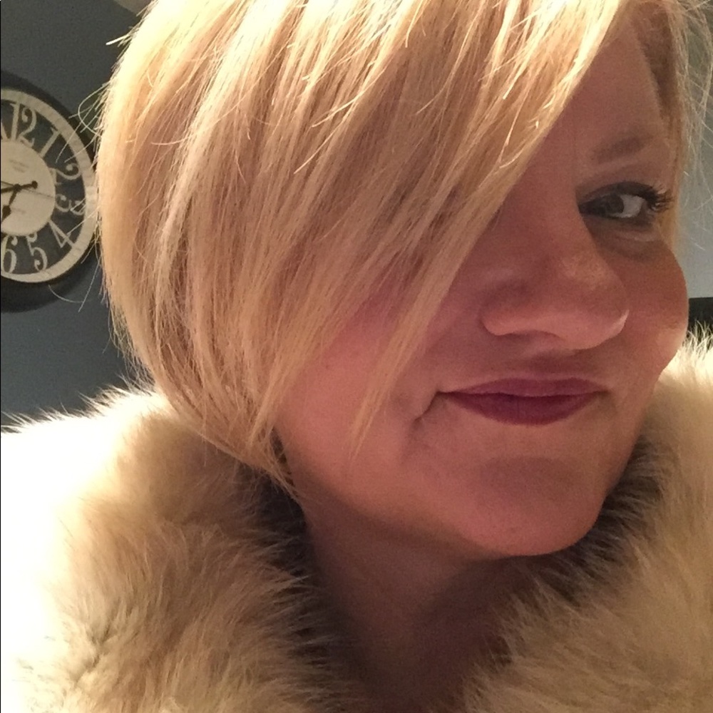 Meet your Posher, Jennifer